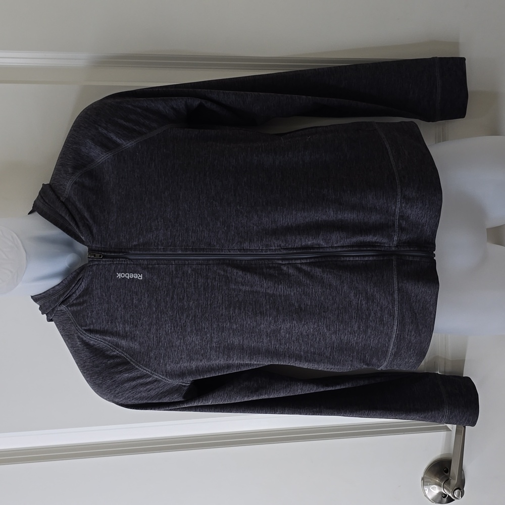 Reebok lightweight hoodie Size XL (16)